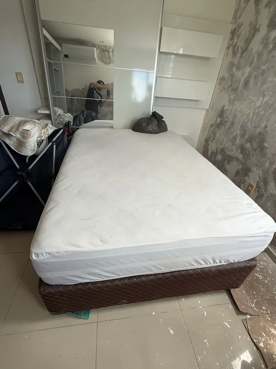 Cama de casal Box com colchão PilowTop perfeito estado - Foto 4