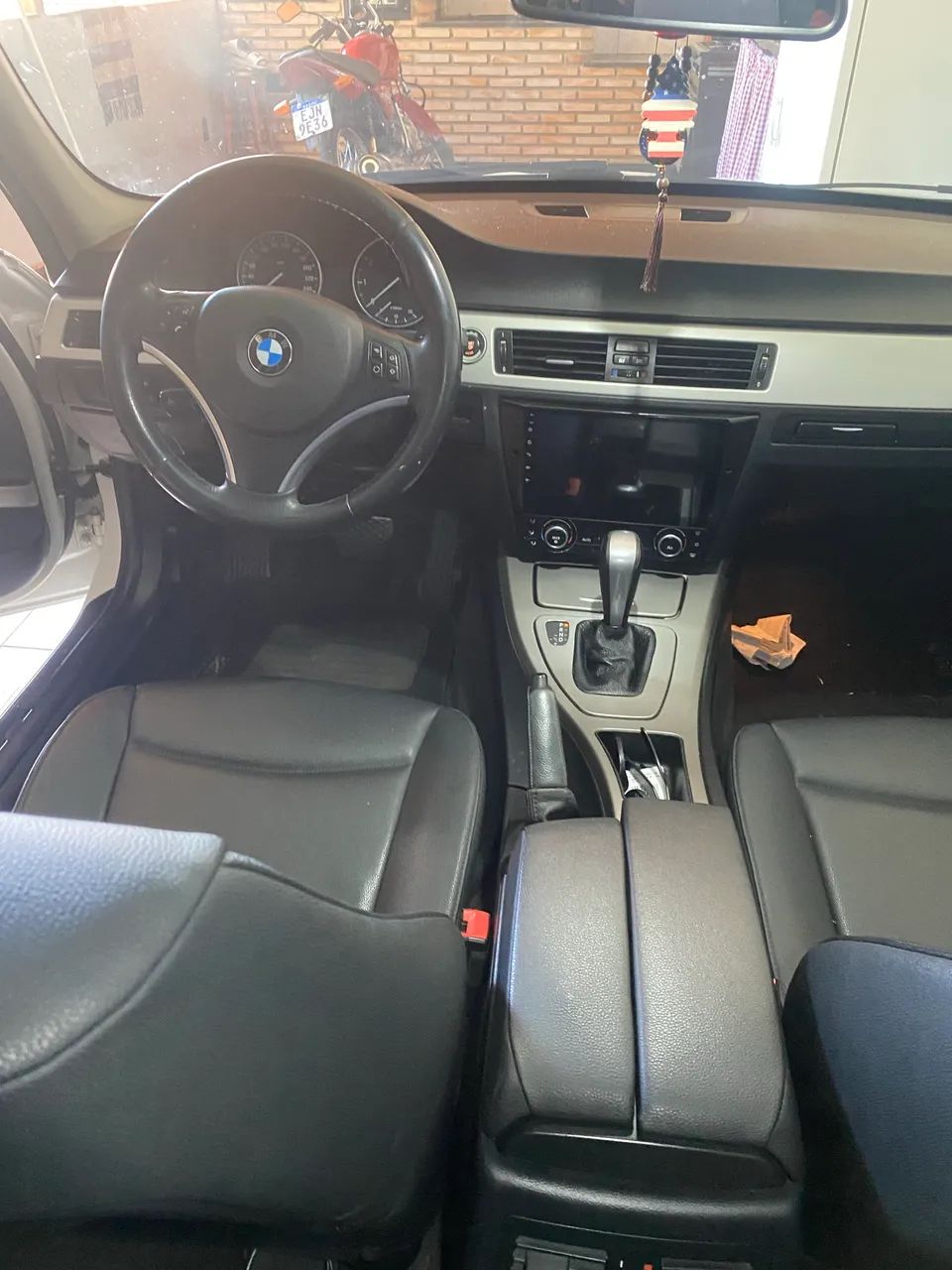 BMW 320I A 2010 - Foto 4