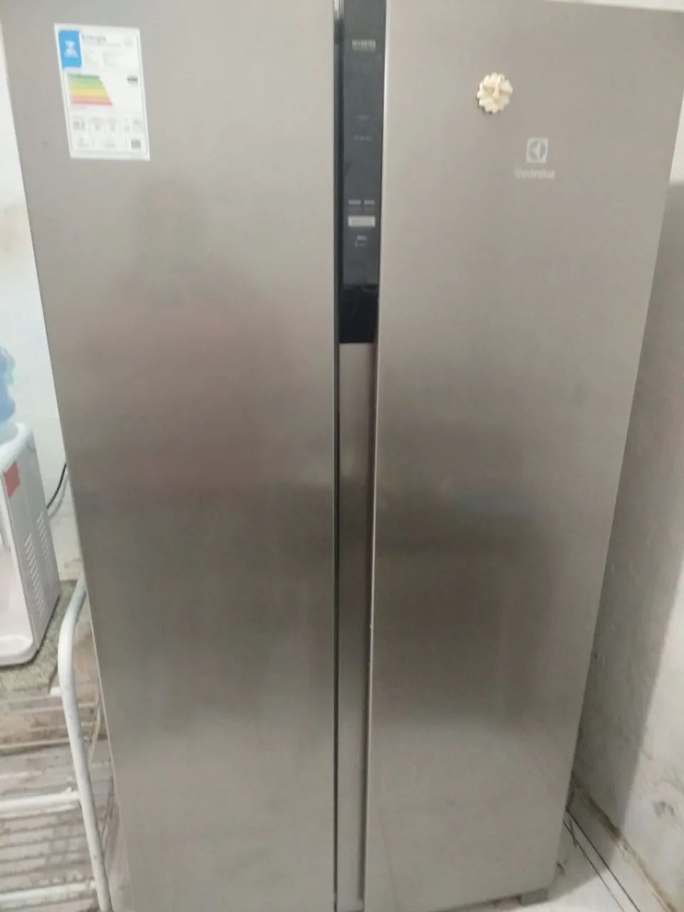 vende-se um refrigerador 