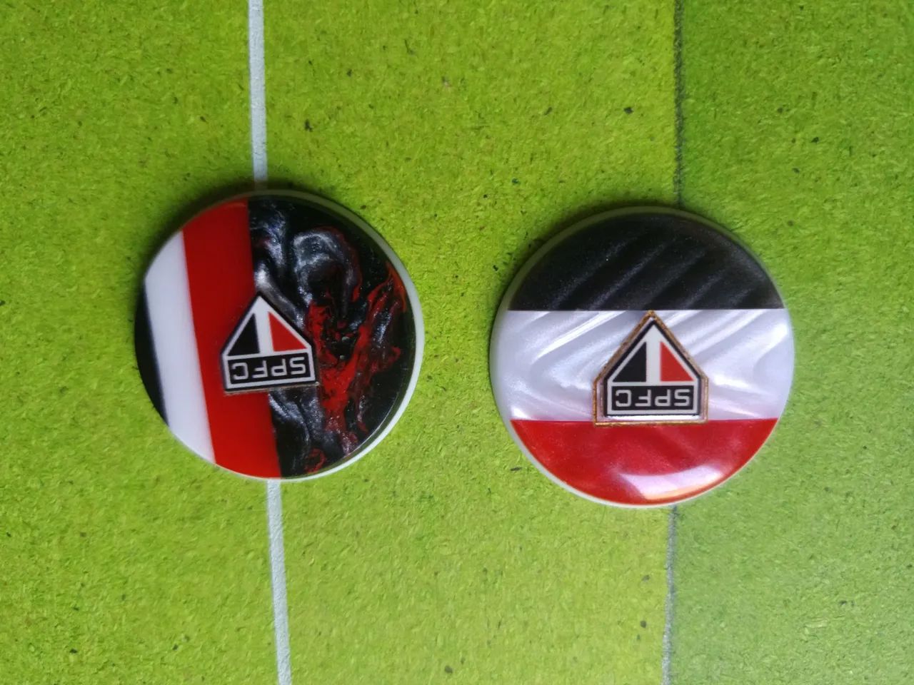 Dupla de botões tricolor paulista 