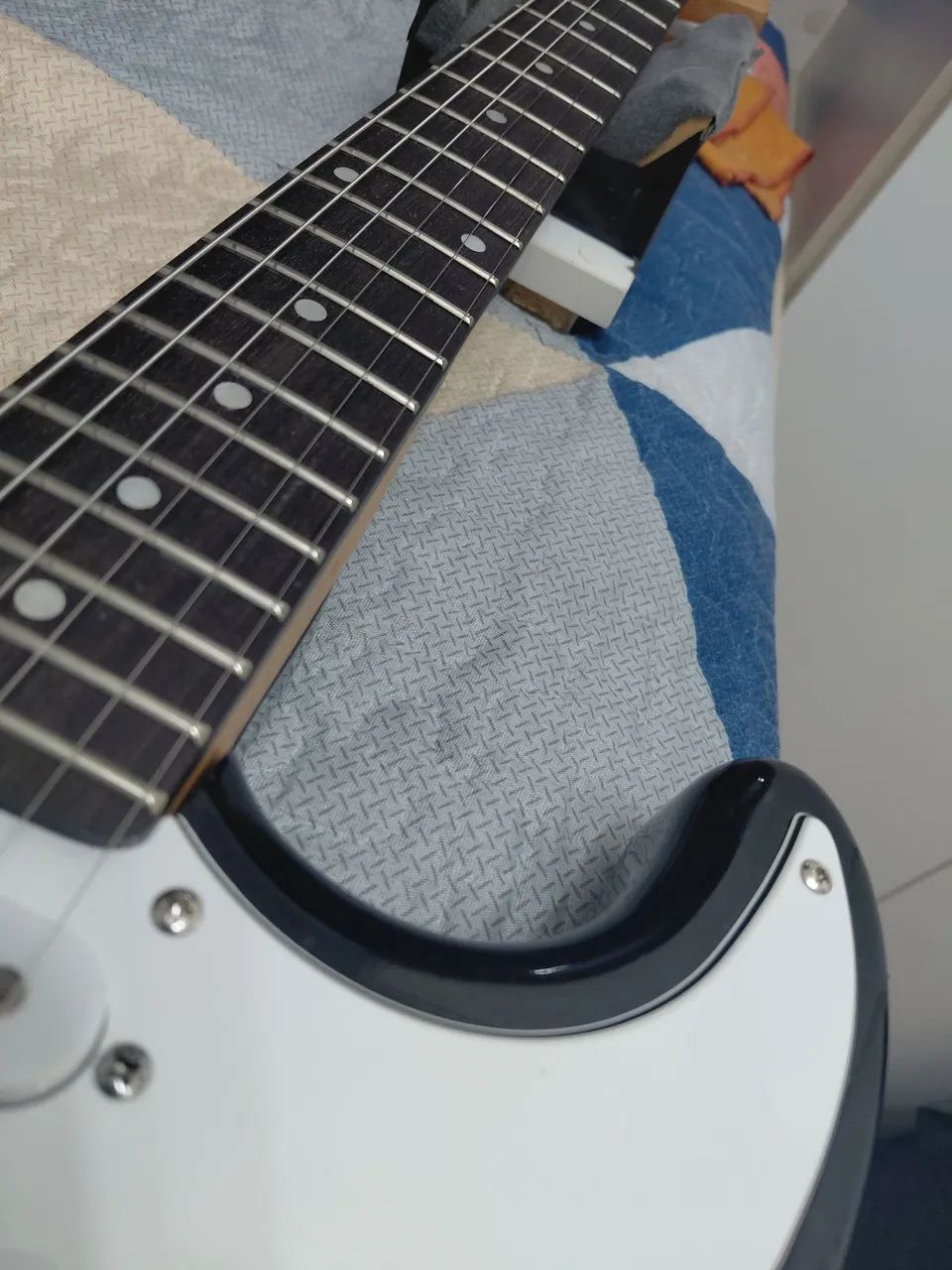 Stratocaster preta - Foto 2