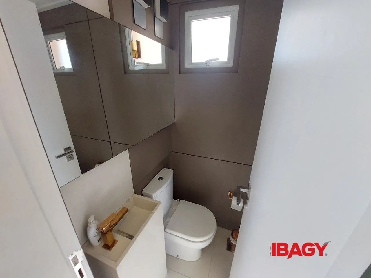 Excelente Apartamento 2 dormitório(s) em Agronômica - Florianópolis - Foto 4