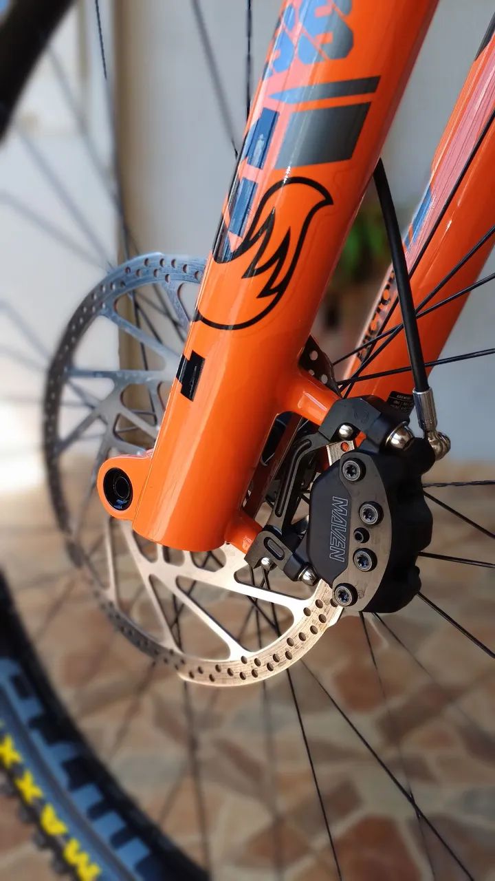Bicicleta enduro all mountain full 170mm  - Foto 5