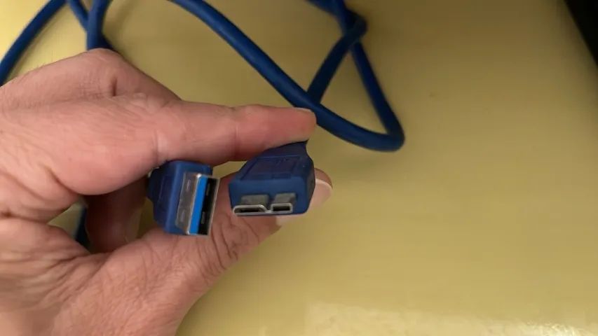 Cabo entrada USB saída HDMI
