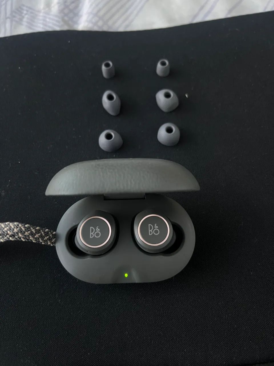Bang & Olufsen Beoplay E8