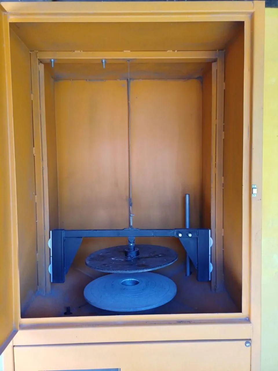 Cabine de máquina  - Foto 4