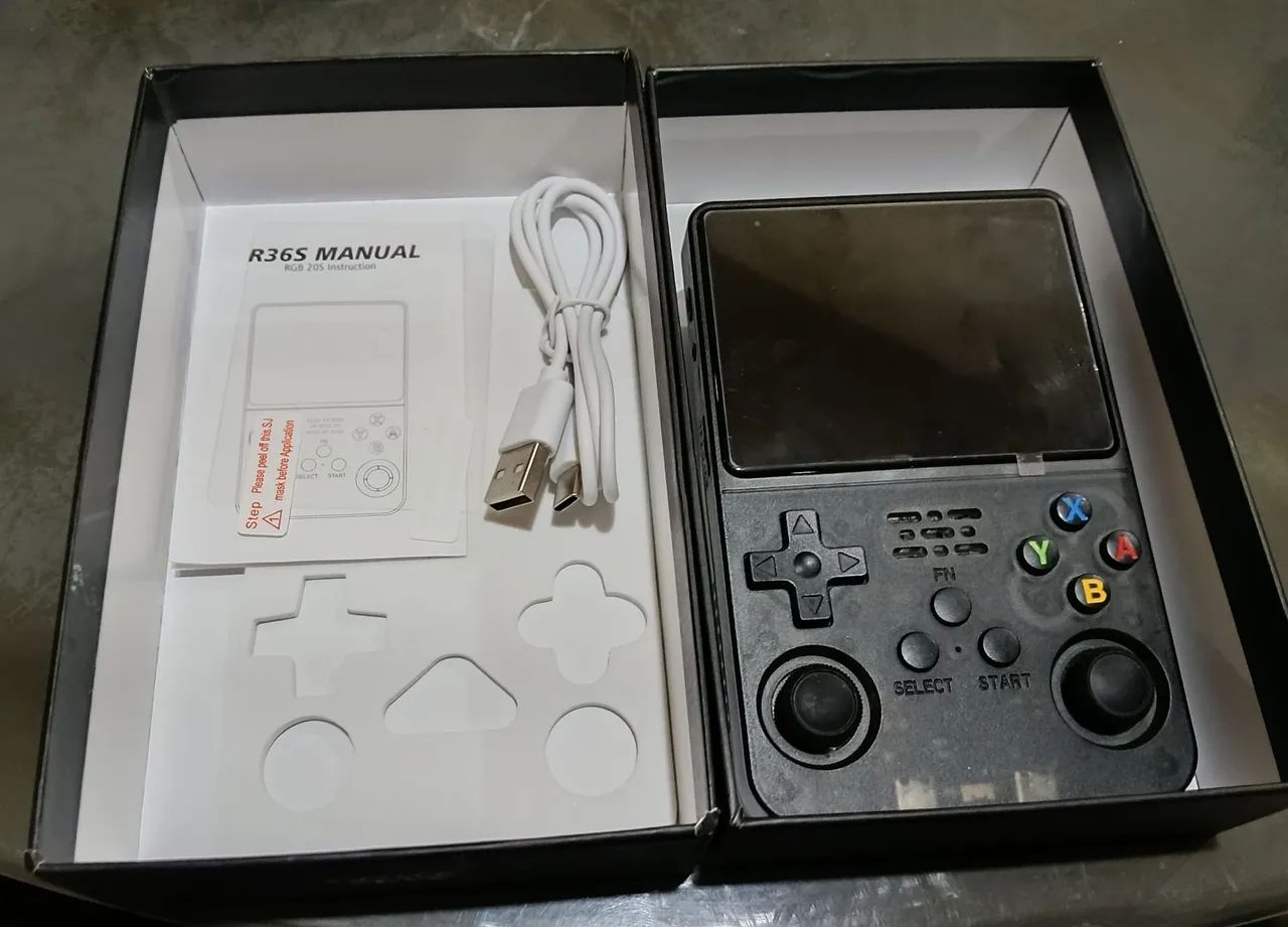 Console portátil R36s  - Foto 3
