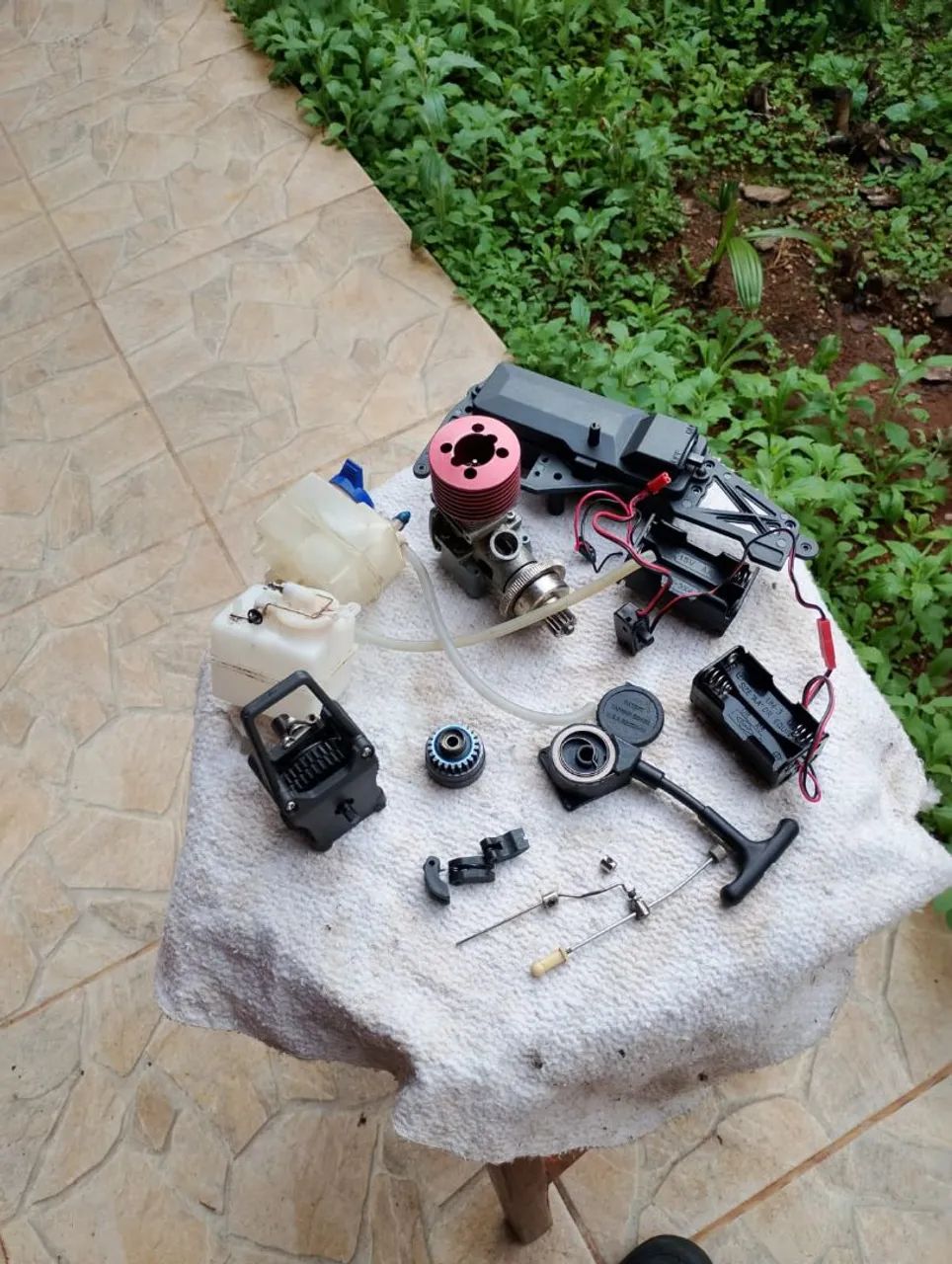 Motor automodelo Tamiya 15 e peças - Foto 4