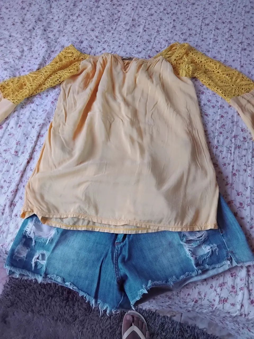 Roupas seminovas - Foto 2