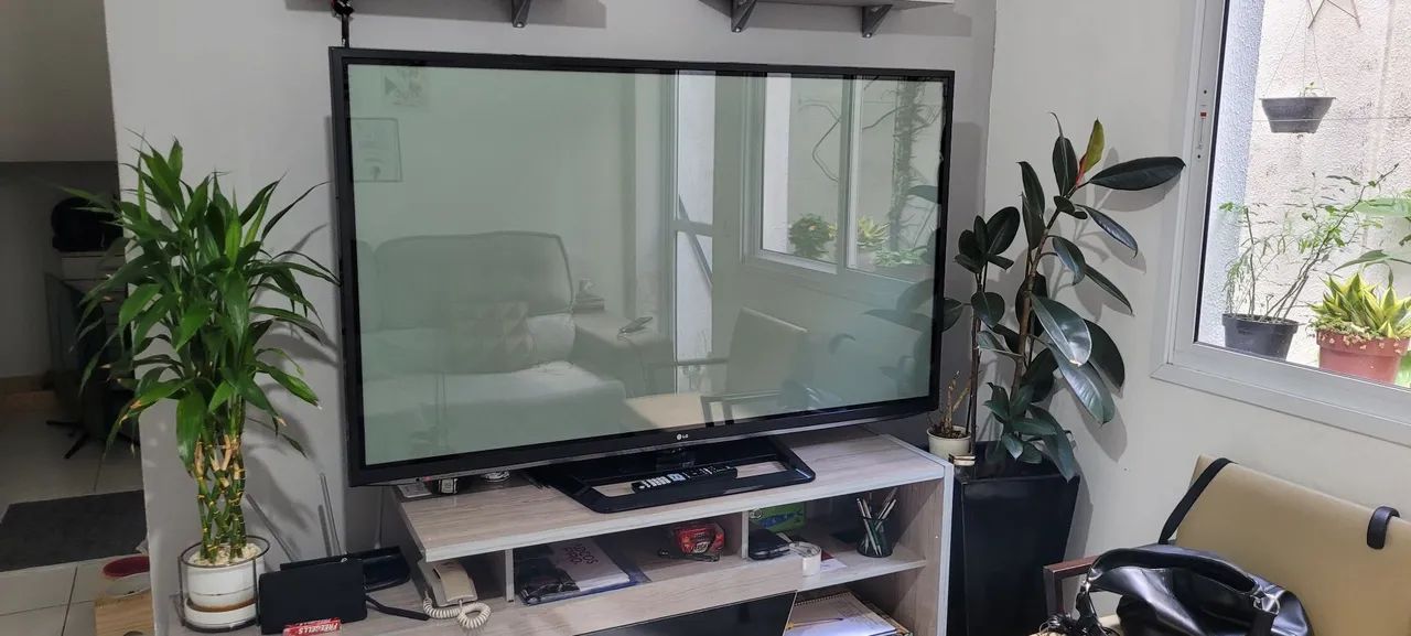TV LCD 60 polegadas. Já tem conversor digital e não é smart. Muito bem conservada . - Foto 3