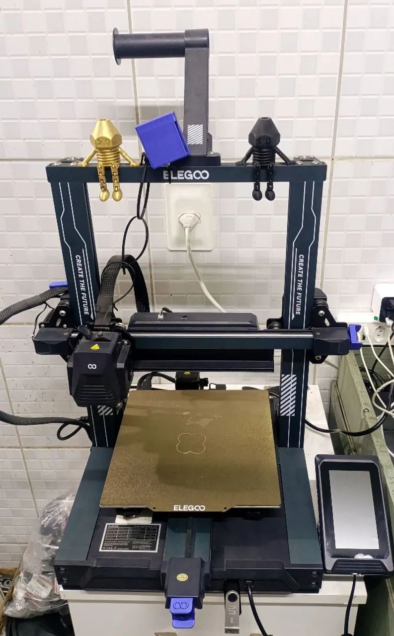 Impressora 3D Elegoo Neptune 4 Pro + Hotend e Bicos Extras!