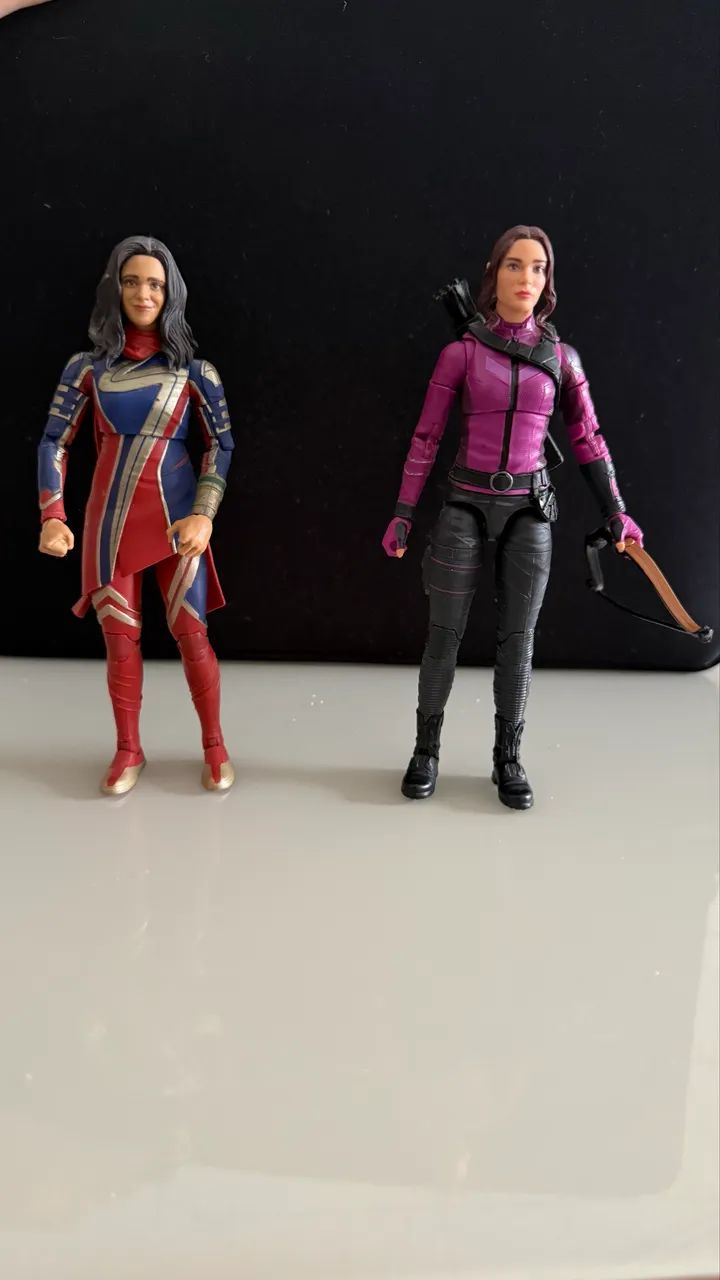 2 action figures + Bafs Marvel Legends - Foto 3
