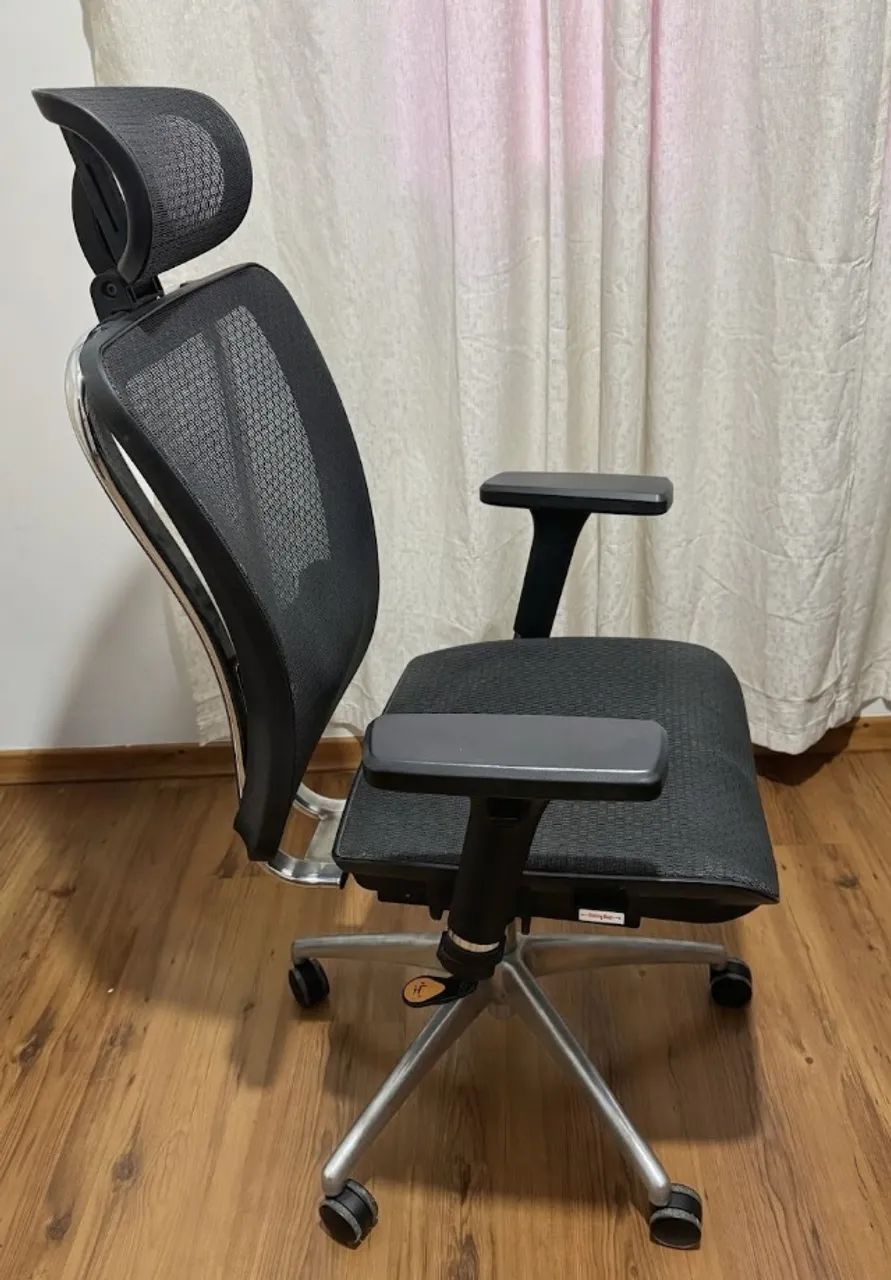 Cadeira de escritório ergonômica