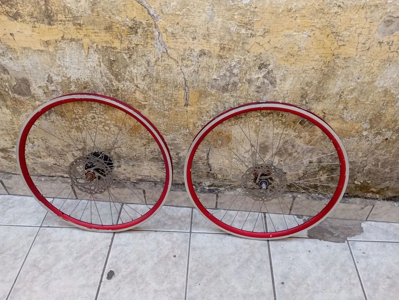 rodas aro aero 26 semi nova  - Foto 5