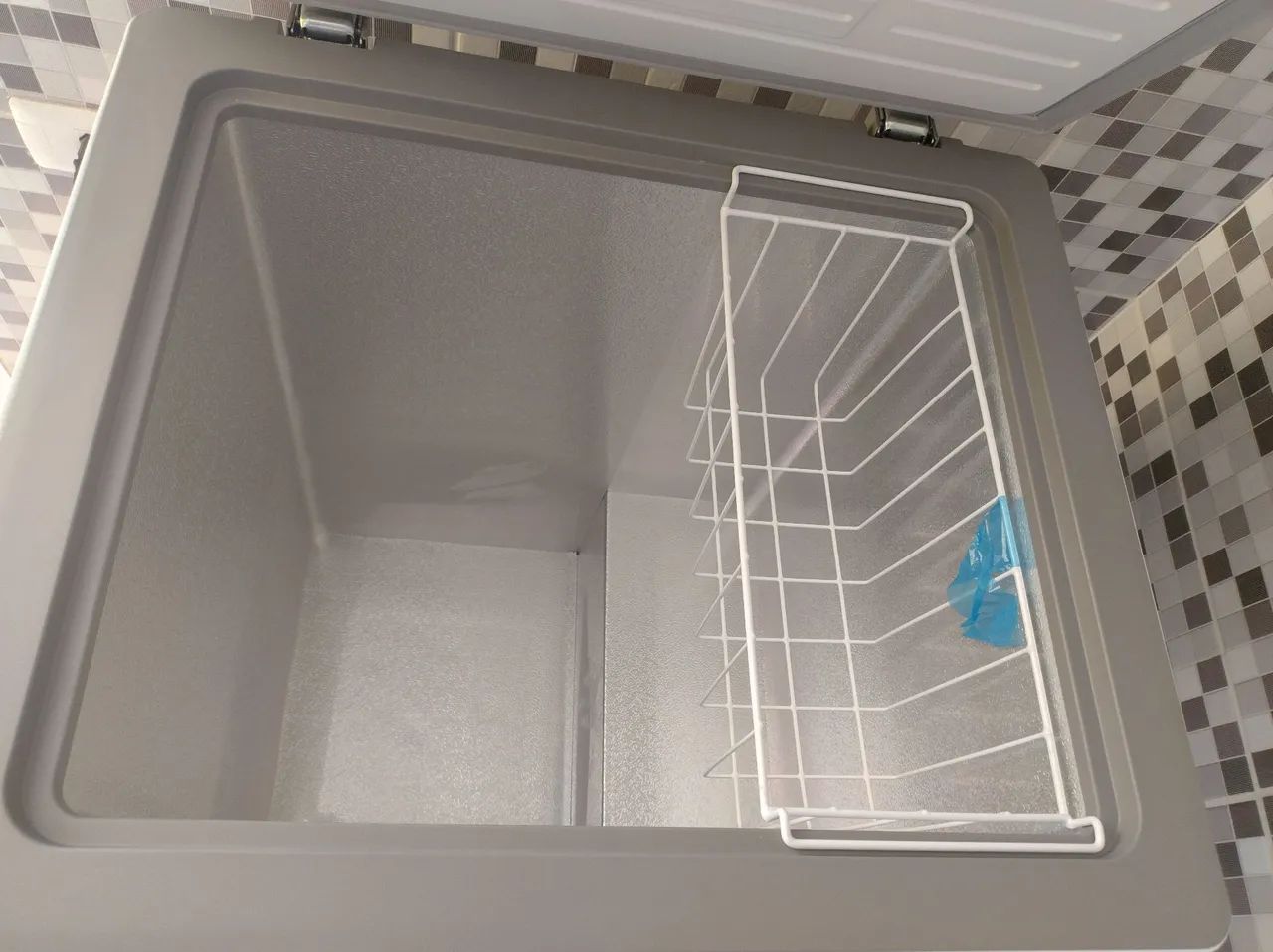 freezer midea 142 litros  - Foto 2