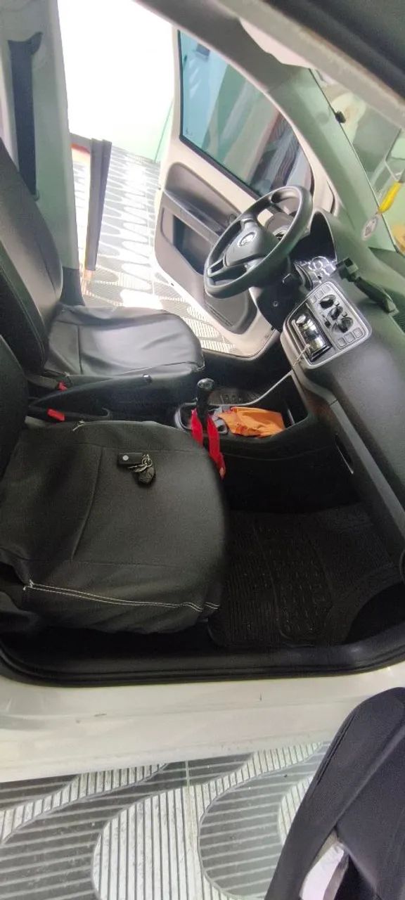 Volkswagen Up! Take 1.0 Total Flex 12V 5P 2018 - Foto 5