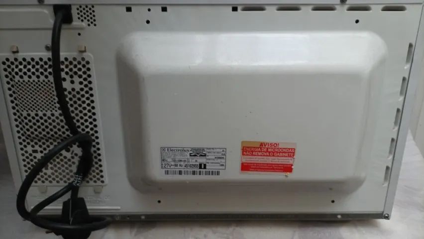 Microondas Eletrolux MEF 41 127V - Foto 3