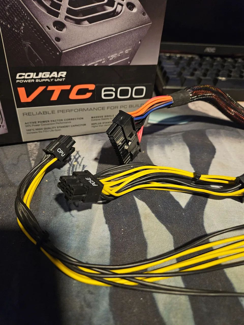 Fonte Cougar VTC 600W 80 Plus White - Foto 2