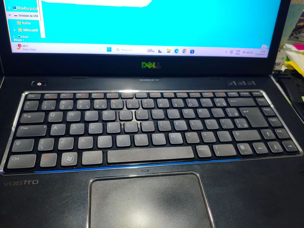 Notebook Dell Vostro usado 