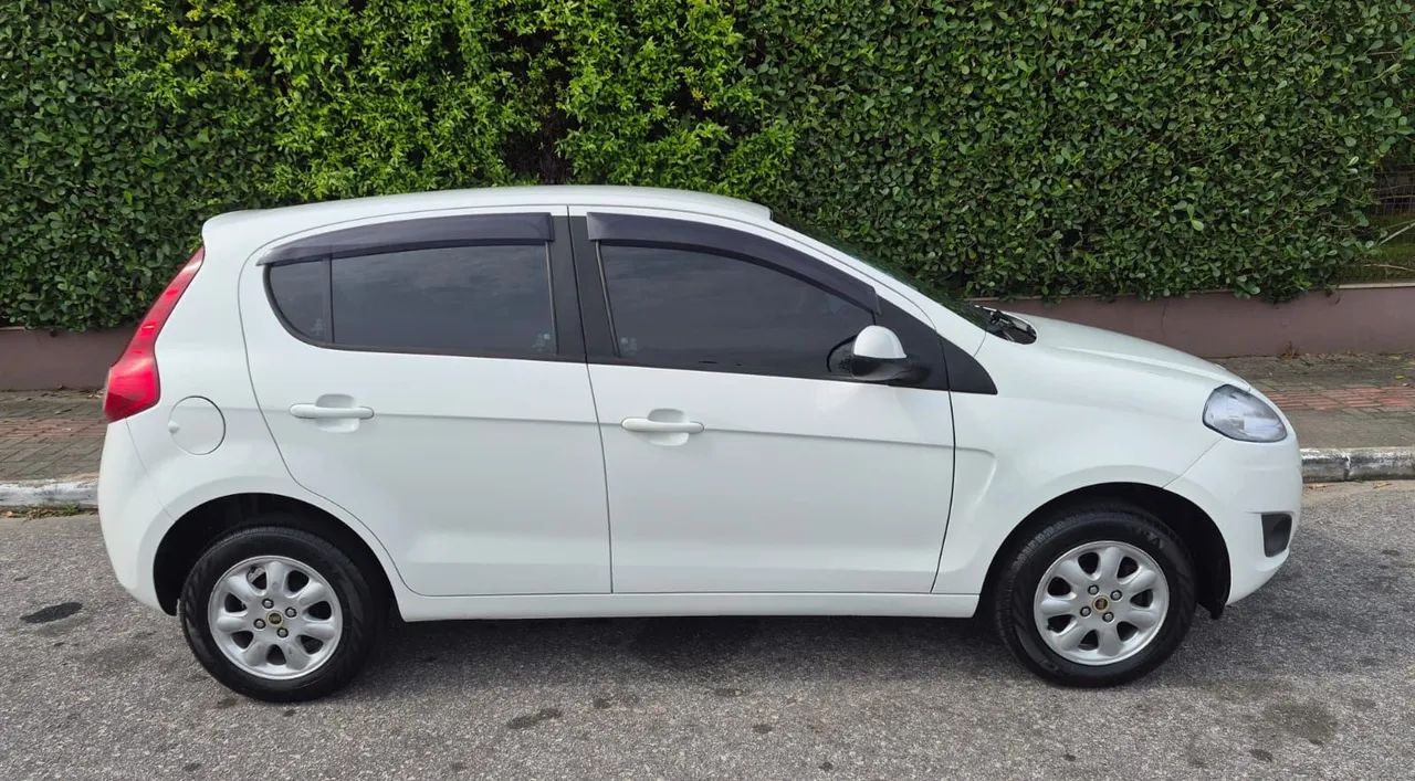 Fiat Palio Attractive 1.0 EVO Fire Flex 8V 5P 2016 - Foto 5