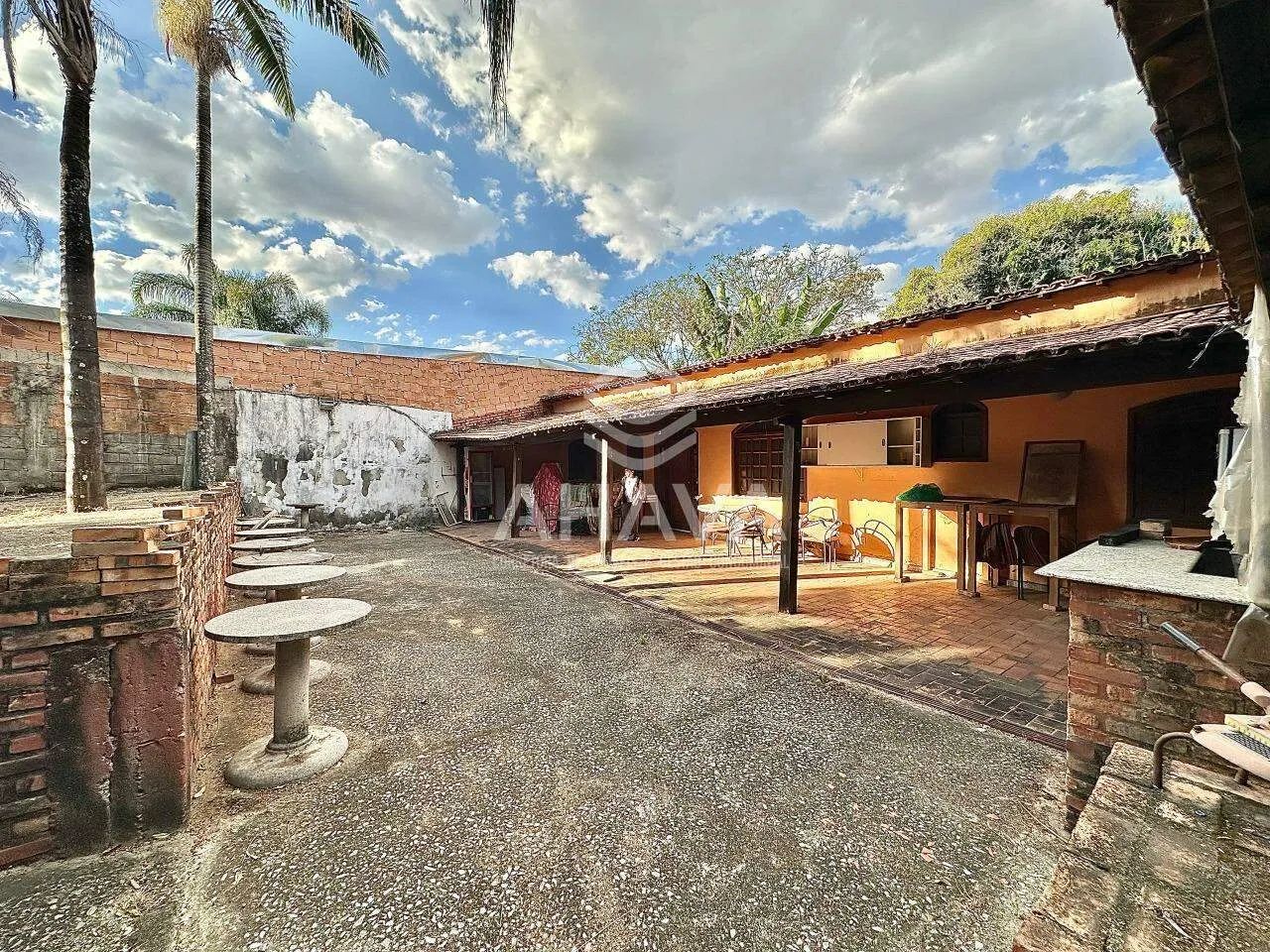 Lote com 900m² a Venda, Bairro Trevo