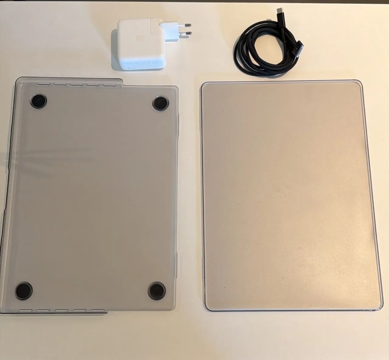 MacBook Pro M3 14 - Foto 3