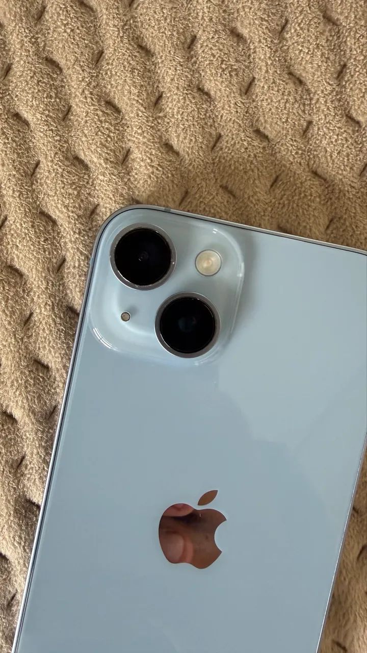Vendo Iphone 14 Azul, 128 GB em perfeito estado de conservação - Foto 3