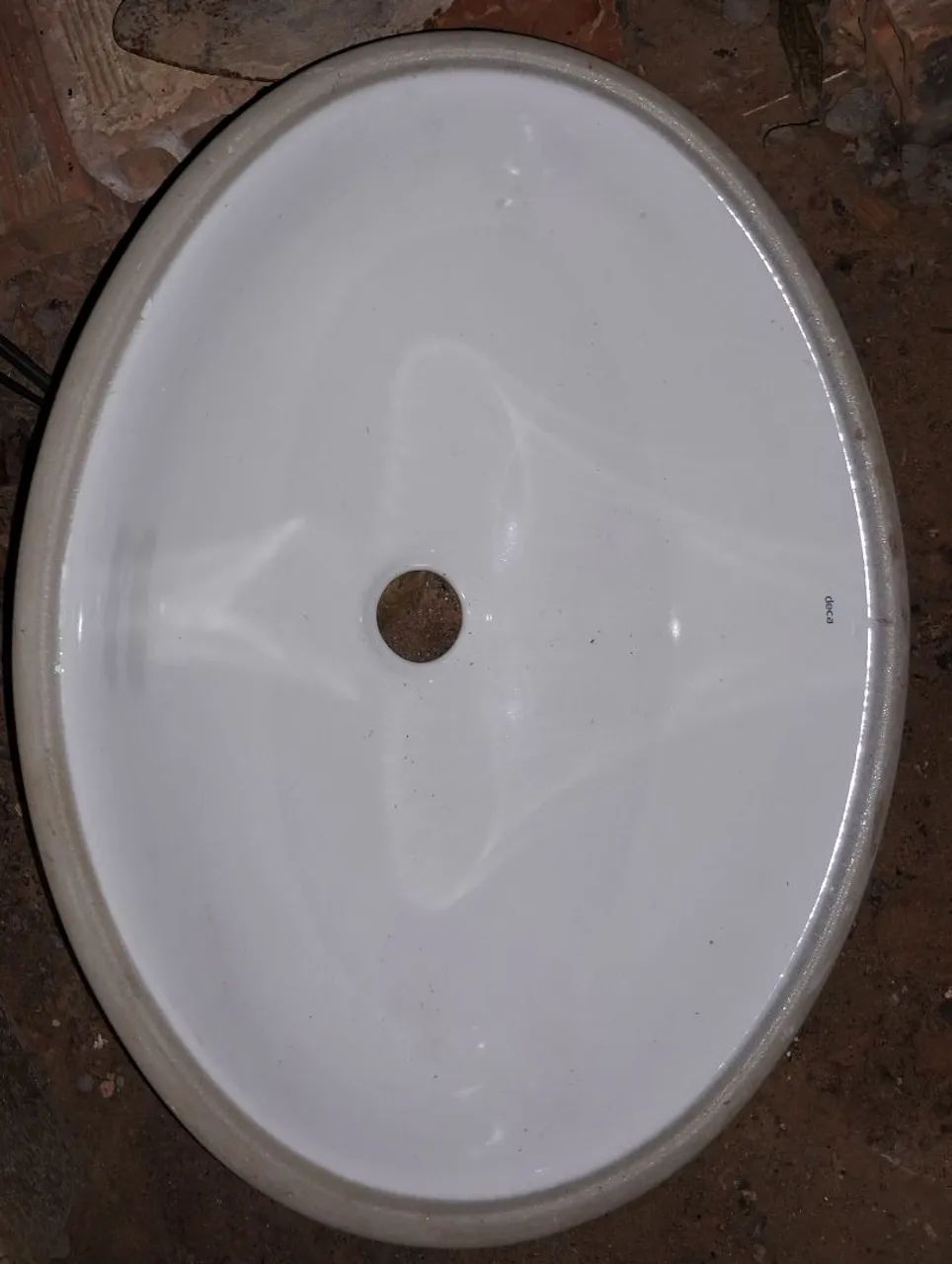 Bathroom sink64962667983747120