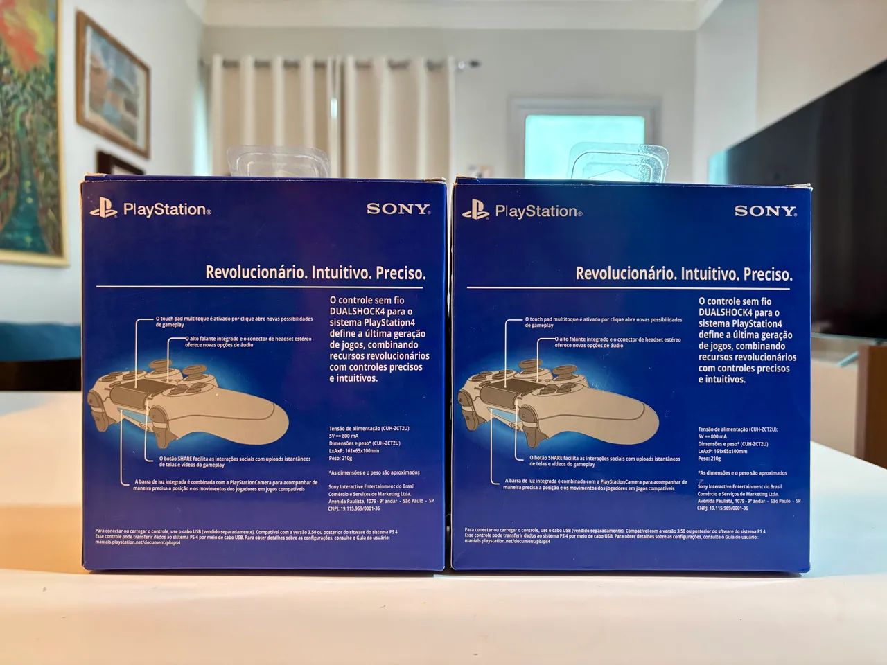 PS4 PRO impecável + 2 controles NOVOS - Foto 3