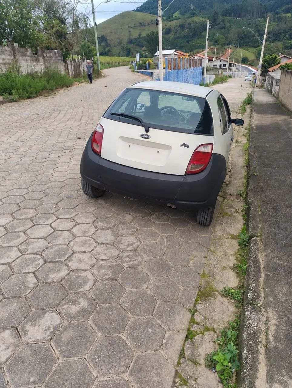 Ford KA GL 1.0i Zetec Rocam 2004