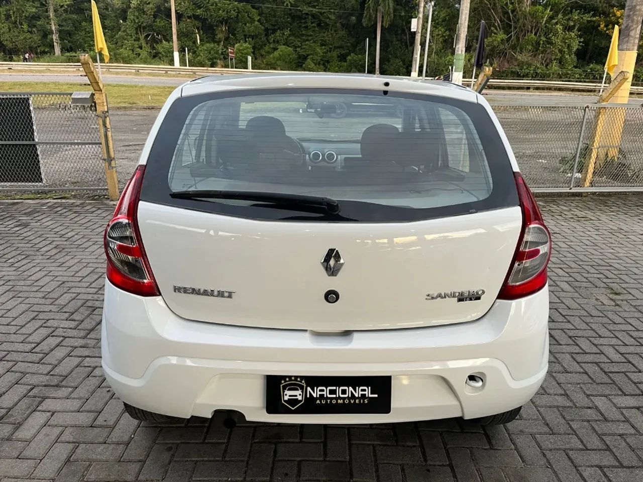 Renault Sandero Expression Flex 1.0 12V 5P 2011 - Foto 5