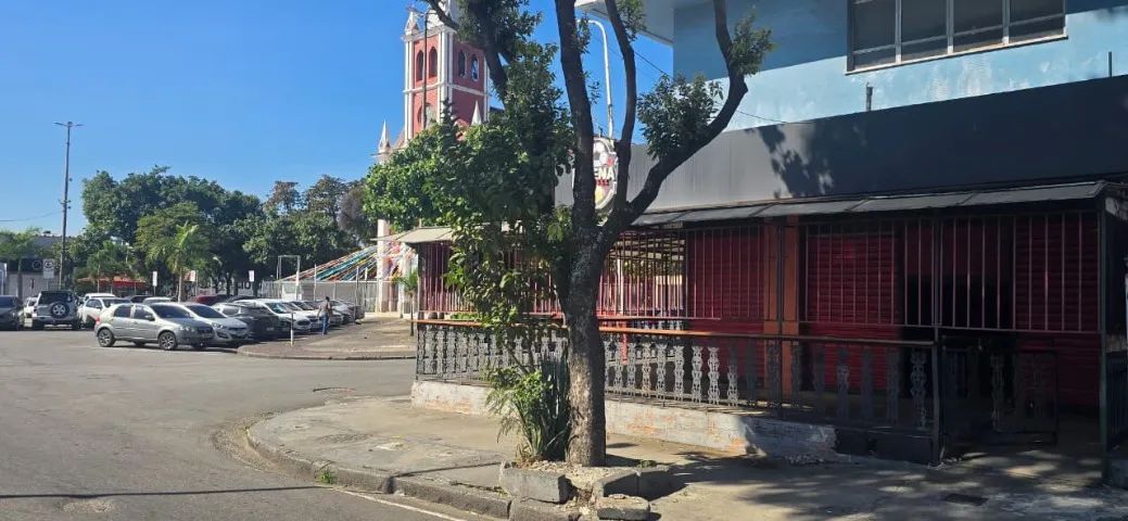 LAPAZ IMÓVEIS ALUGA:  LOJA LARGO DE BANGU - Foto 3