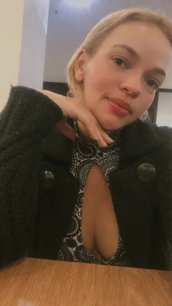 Babá/doméstica/cuidadora de idosos