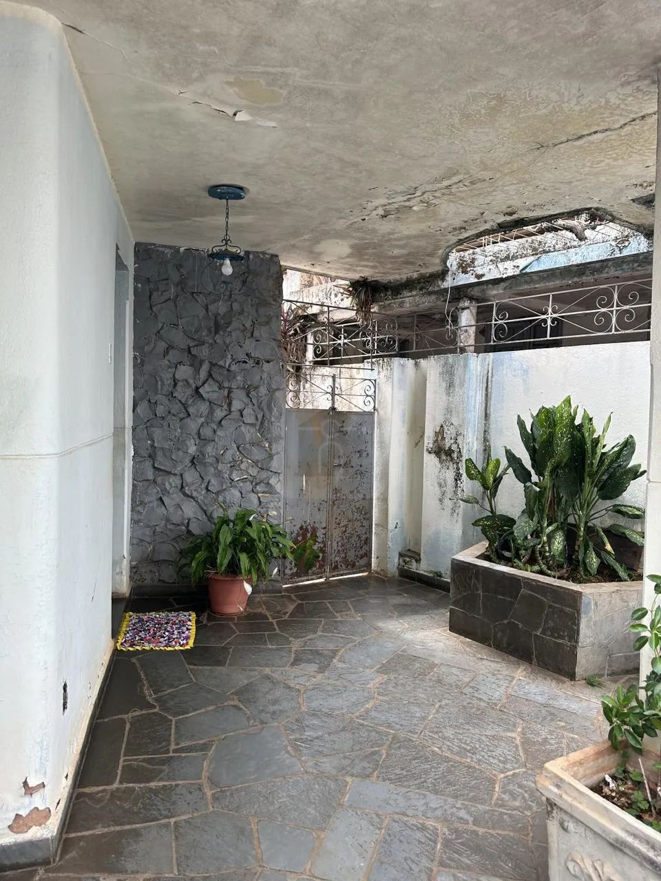 Casa à venda em Araguari.