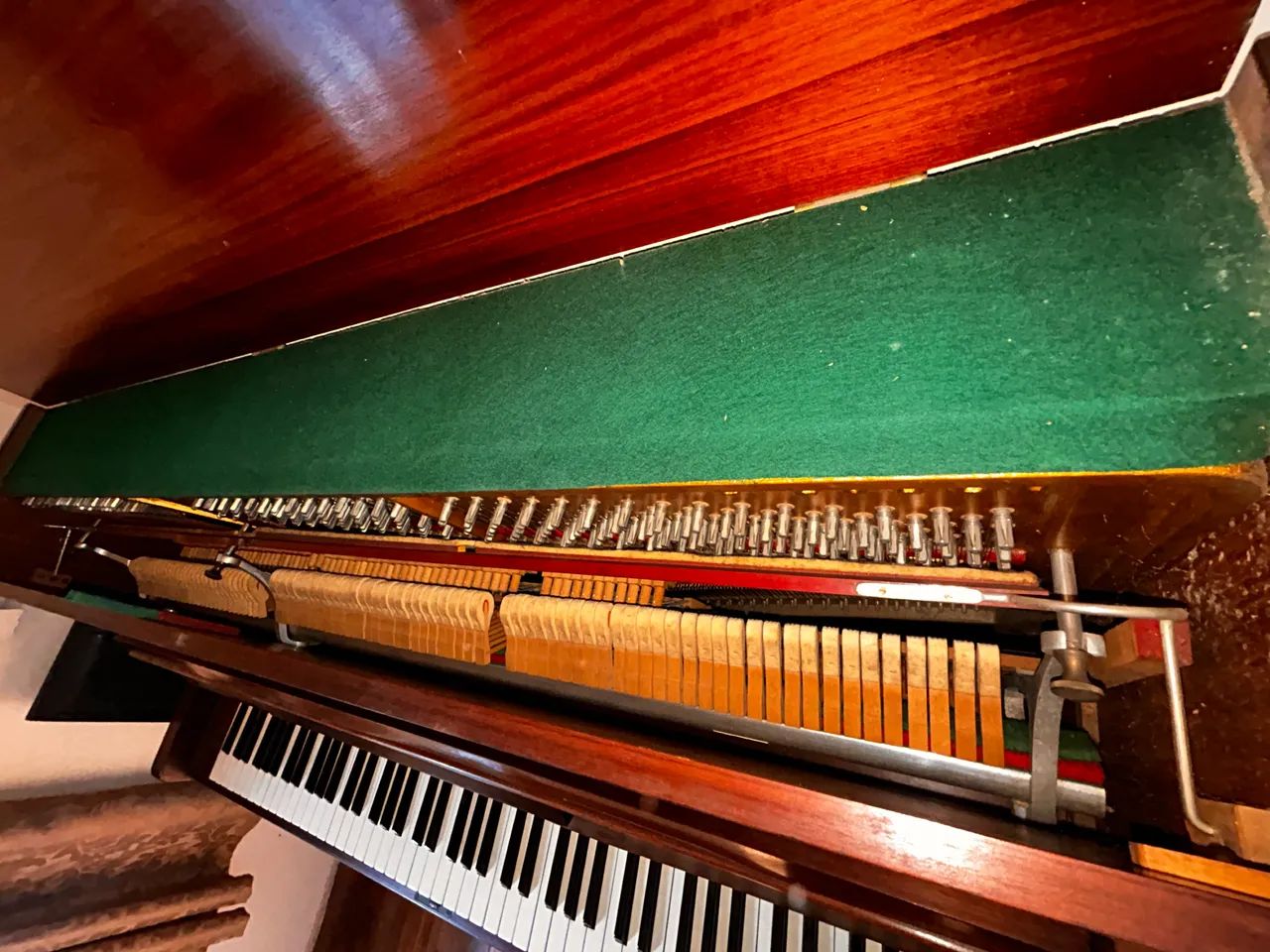 Piano Vertical E. Zobel 115 cm | Bom Estado - Foto 4