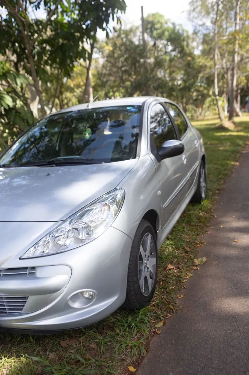 Peugeot 207 2012