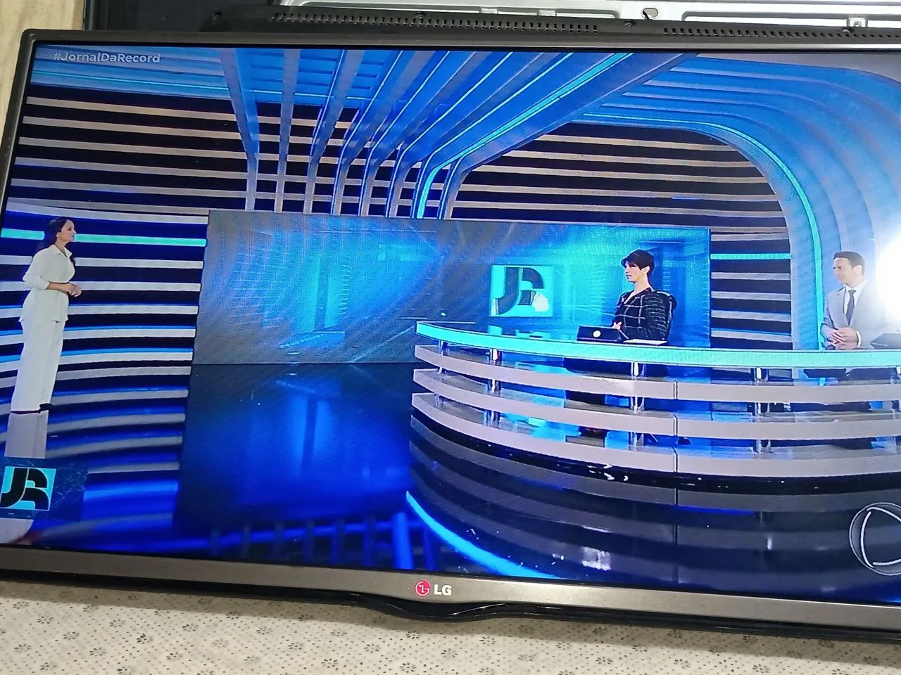 TV LG de 32po - Foto 4