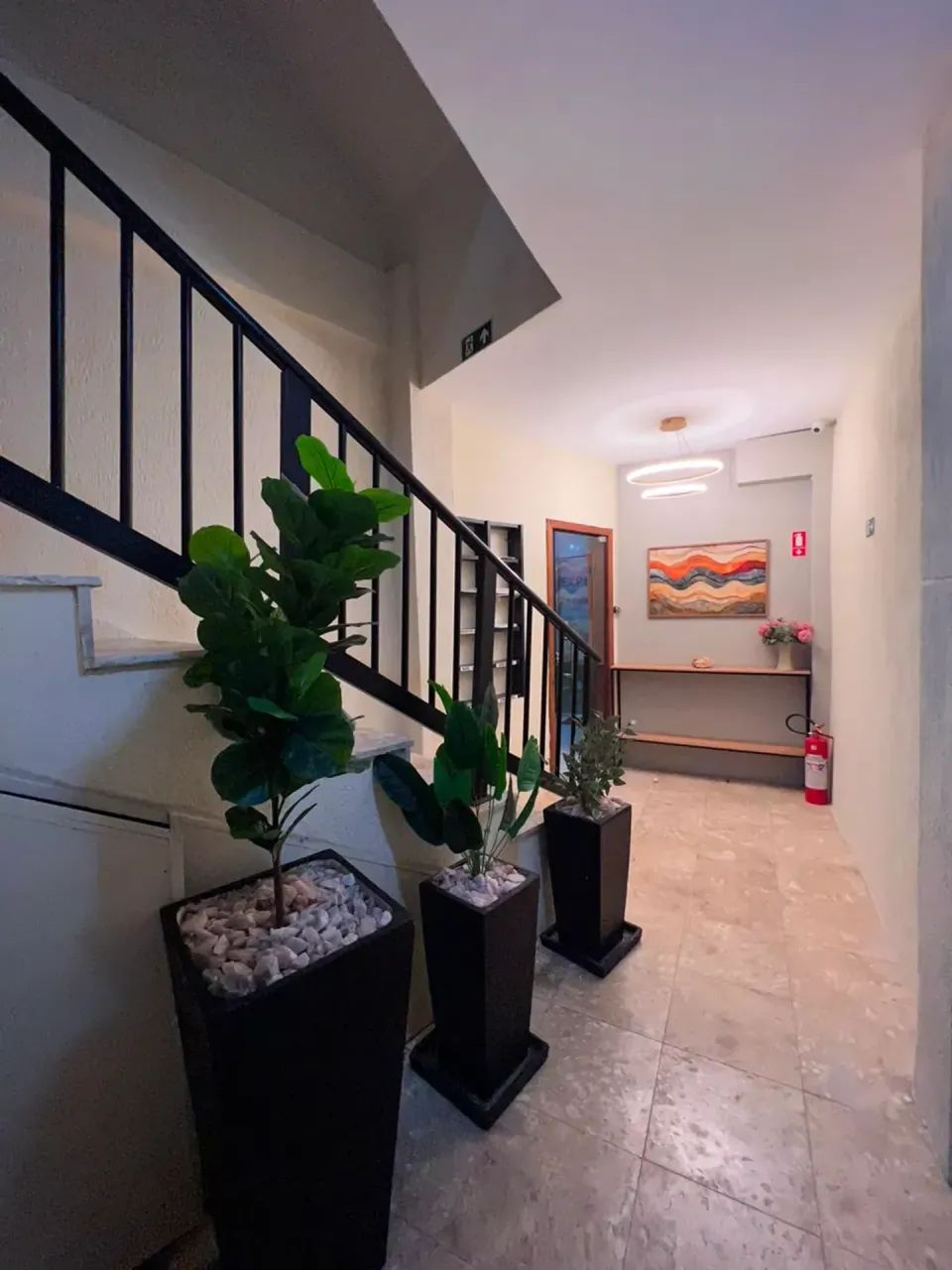 Ampla Sala Comercial com 155 m² no subsolo do Empresarial Santa Rita de Cássia - Foto 3