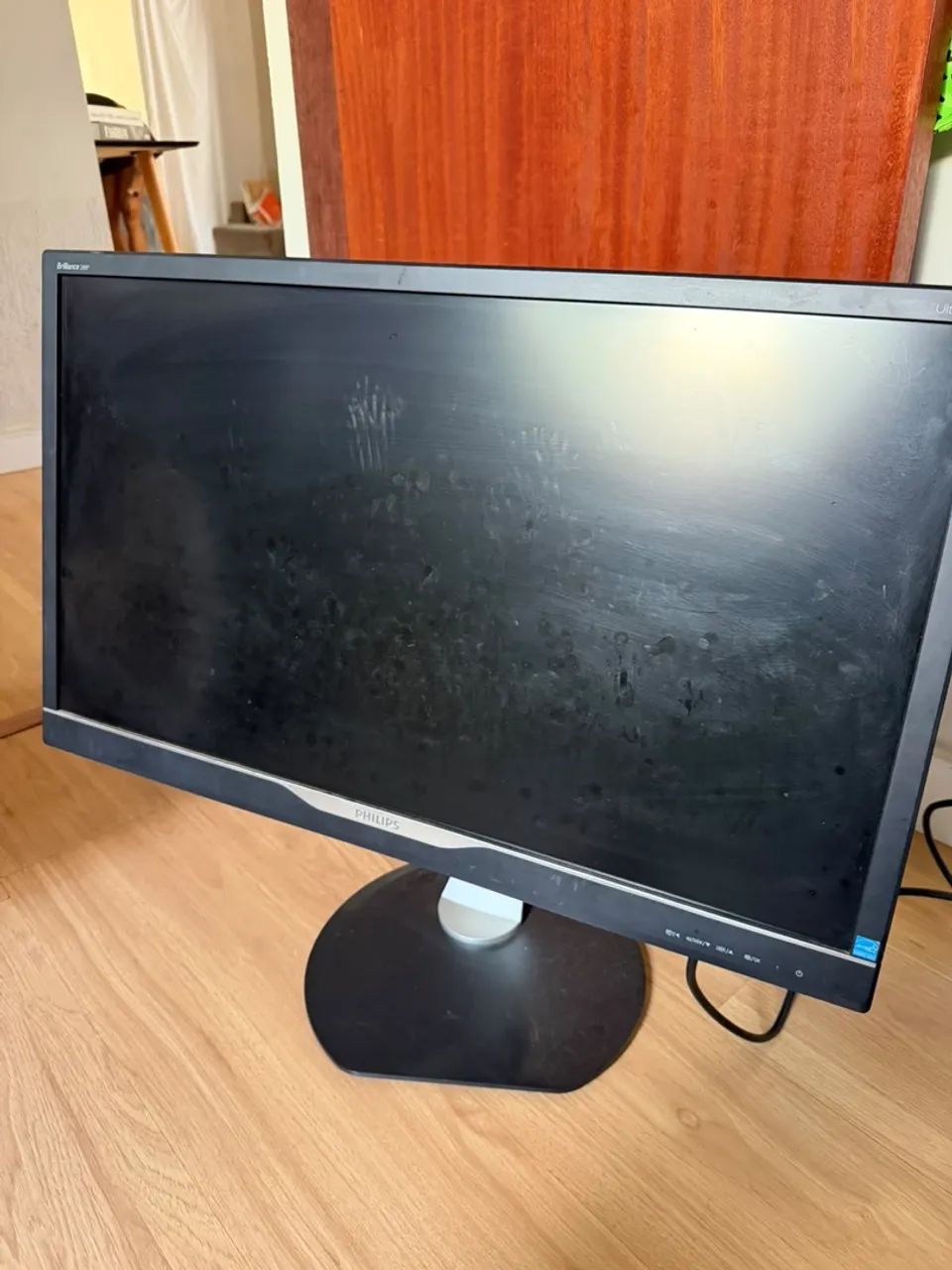 monitor phillips 28 polegadas