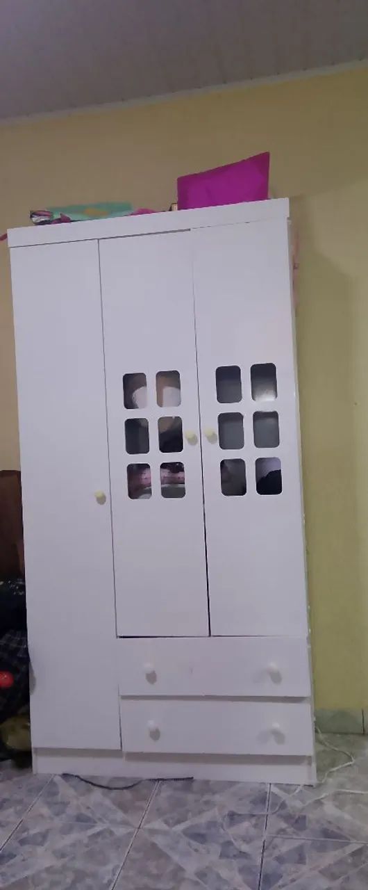 Guarda roupa de bebê 