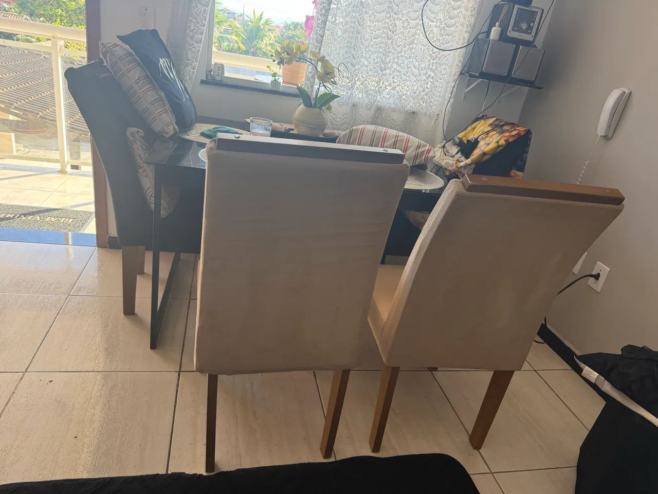 Set of 4 Dining Chairs