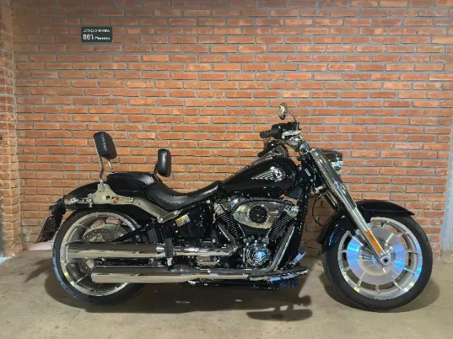 HARLEY-DAVIDSON FAT BOY 117