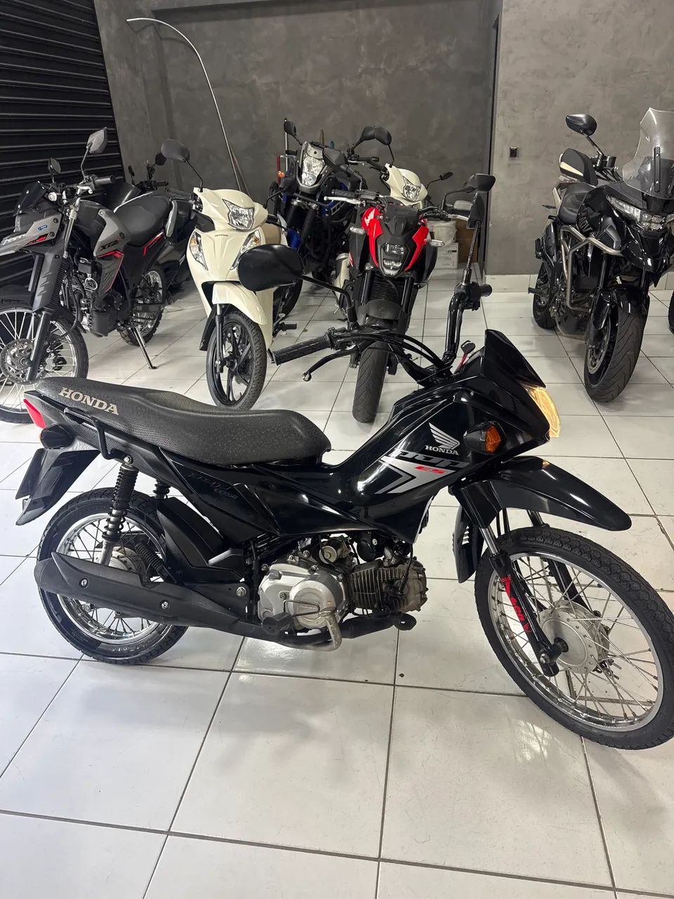 Pop 110i 2025/25 com partida 