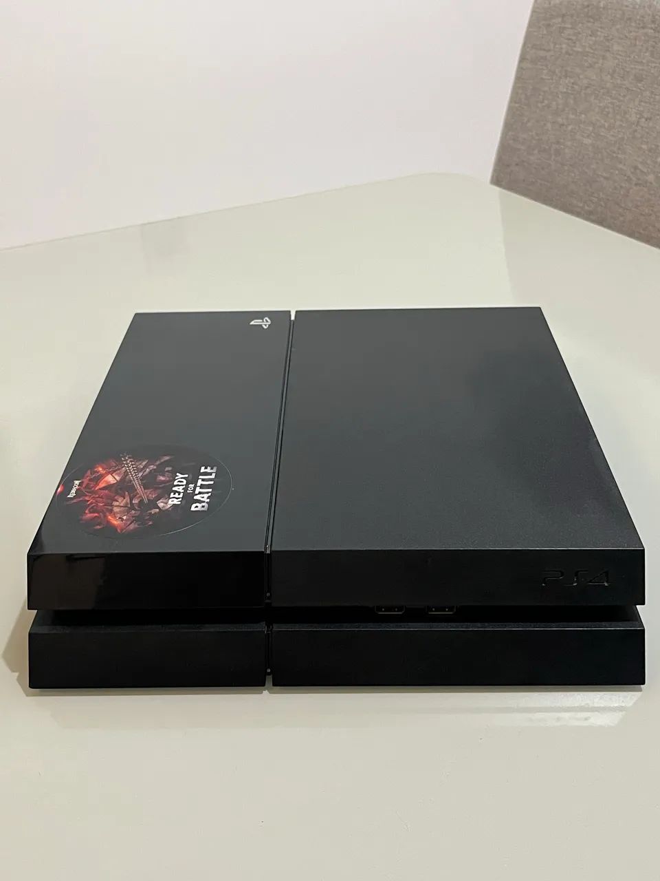 PS4 + 2 Controles - Foto 2