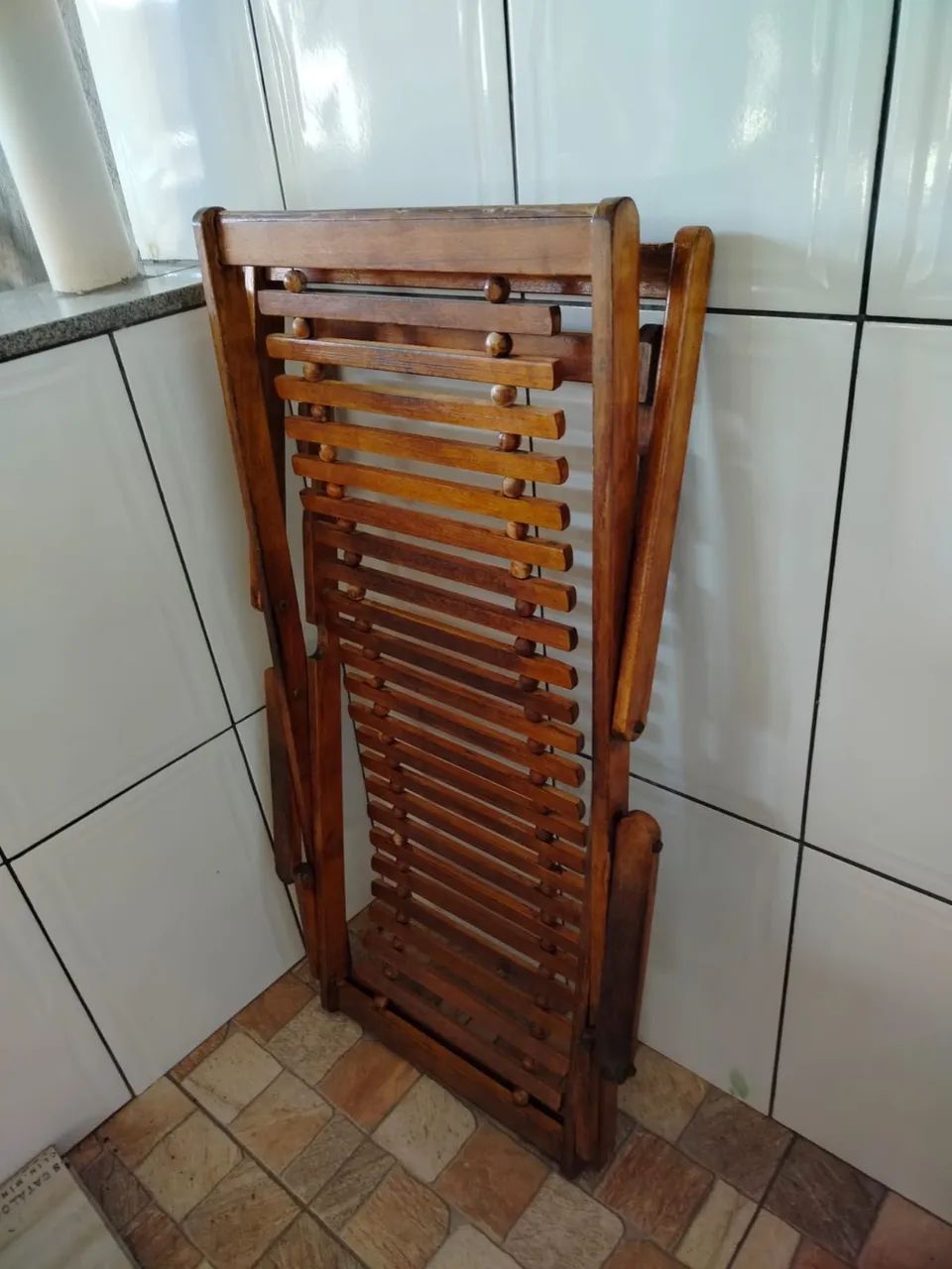 CADEIRA DE MADEIRA (QUE DEITA) - Foto 2