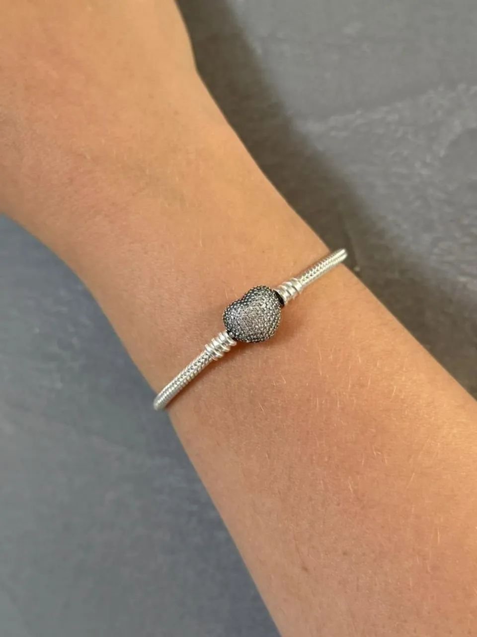 Bracelete Fecho Coração Cravejado Pandora