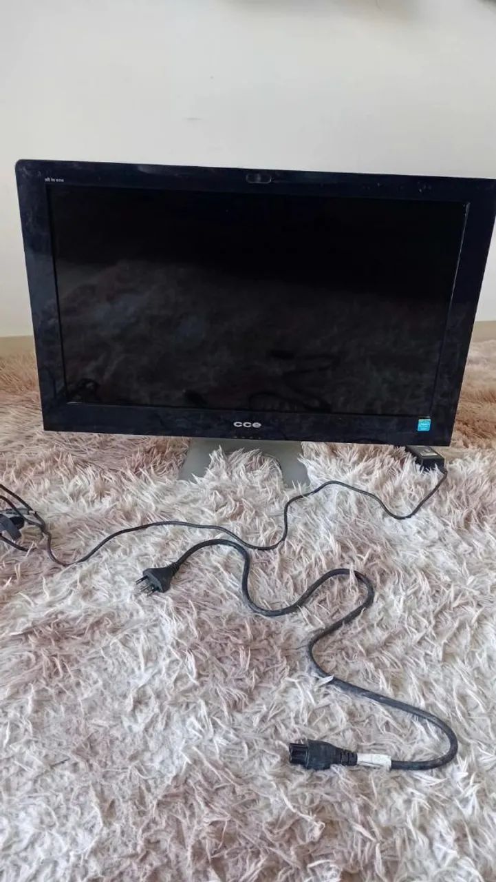 Monitor 2G Tela 24 polegadas <br>Tela de 24 polegadas. 24 polegadas.