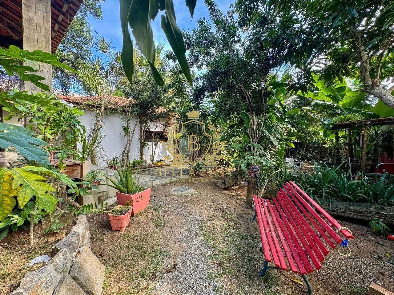 Casa em estilo buziano com 2 Kitnetes e excelente potencial de rentabilidade  Arpoador, Ar - Foto 4
