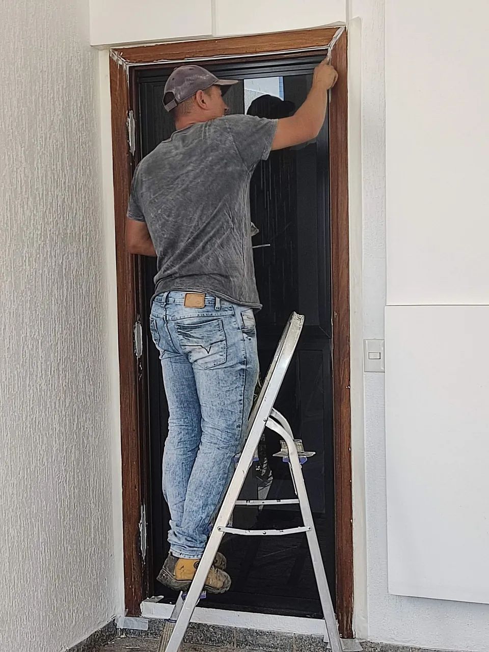Preciso de profissional na área de pintura  - Foto 3