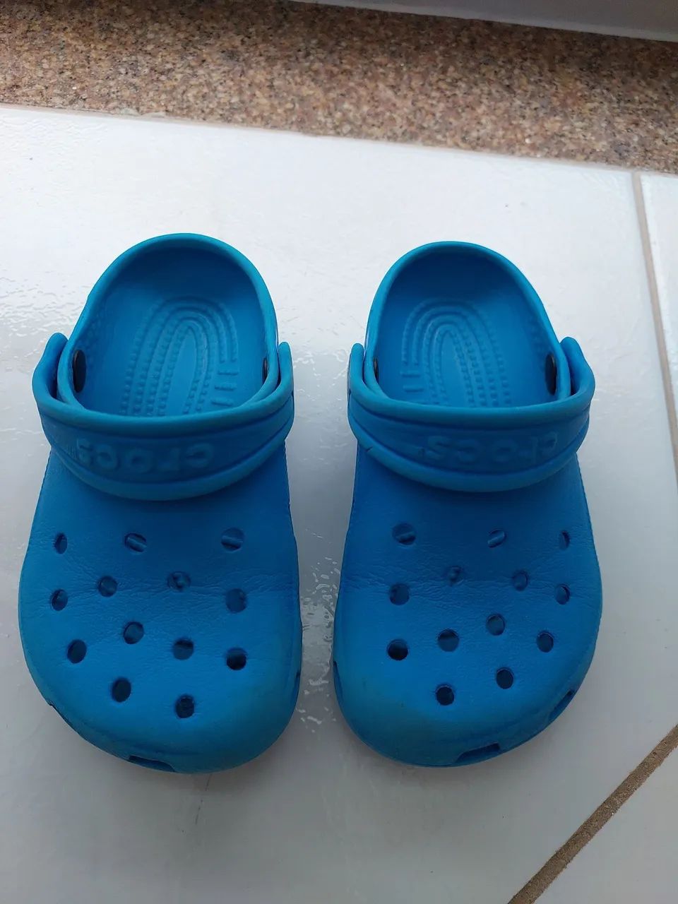 Crocs azul C8/C9 original  - Foto 3